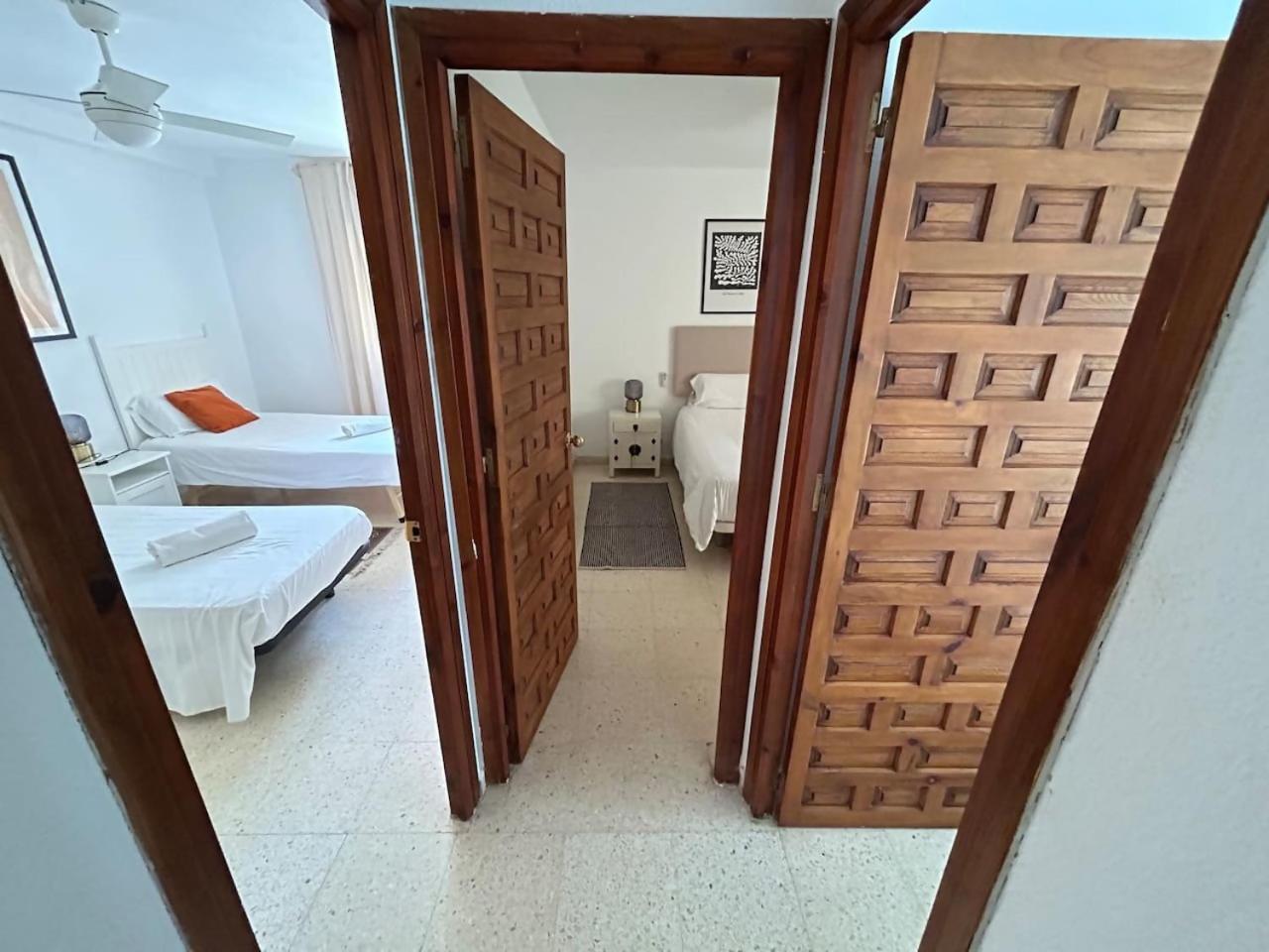 Malagueta Sol Y Playa Apartment Málaga Exterior foto